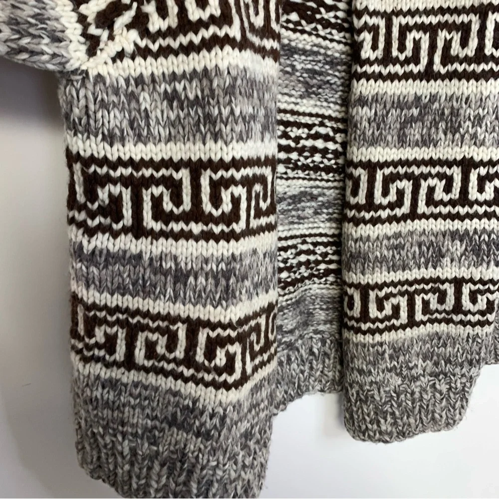 Cowichan Handmade Wool Sweater Jacket L - Picture 4 of 6